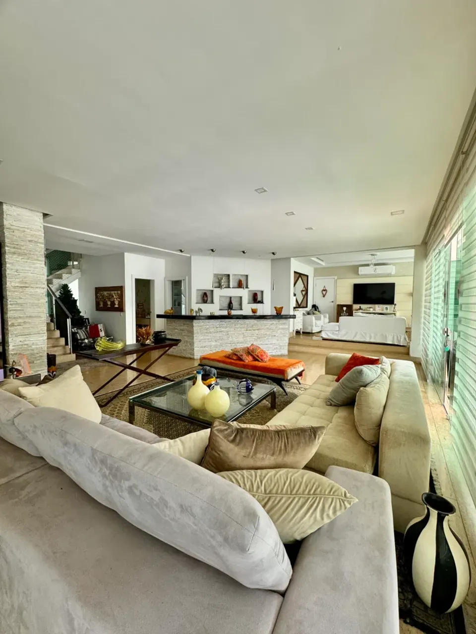 House with glassed-in balcony, 5 bedrooms and 5 baths — photo 19