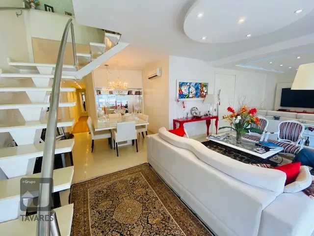Penthouse with 4 bedrooms and 3 bathrooms — photo 10
