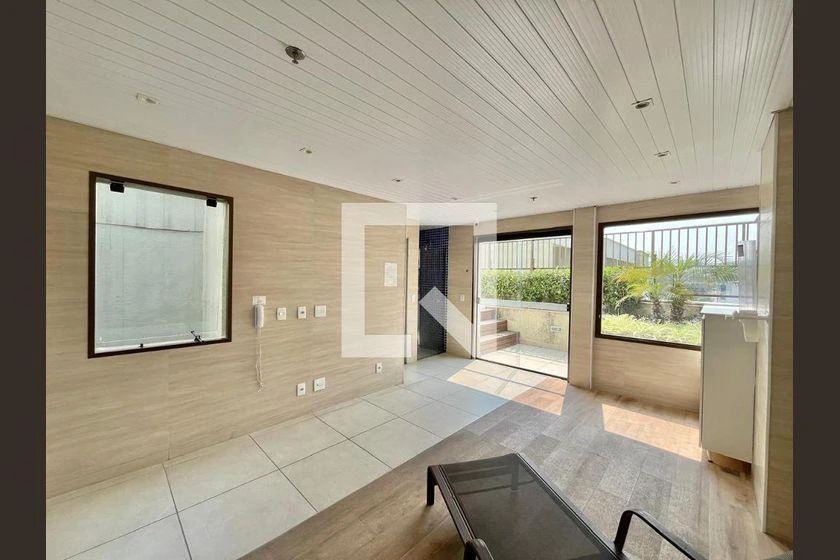 Студия 40 м² со стиральной машиной и застеклённым балконом — photo 29