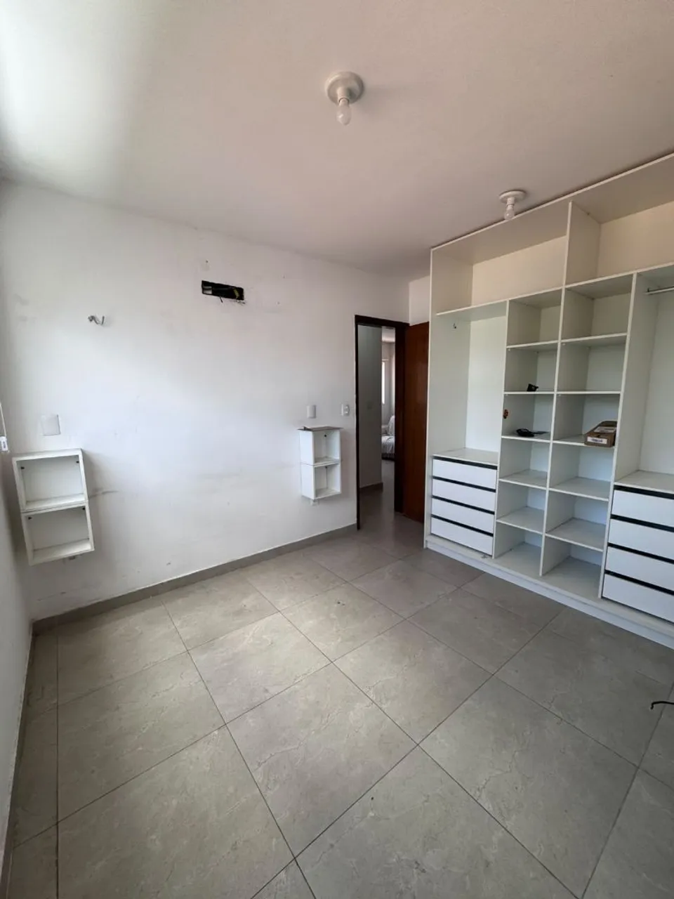 Home office in a 2-bedroom apartment, 52 m² — photo 6
