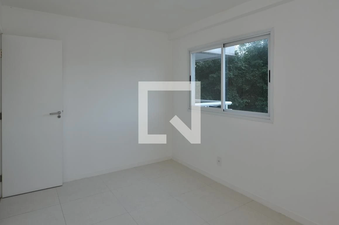Furnished apartment, 90 m², with a grill on the balcony — photo 12