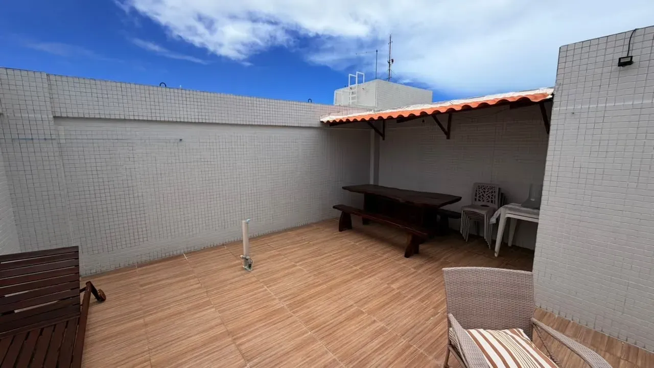 Apartment on the 5th floor with a water view — photo 23