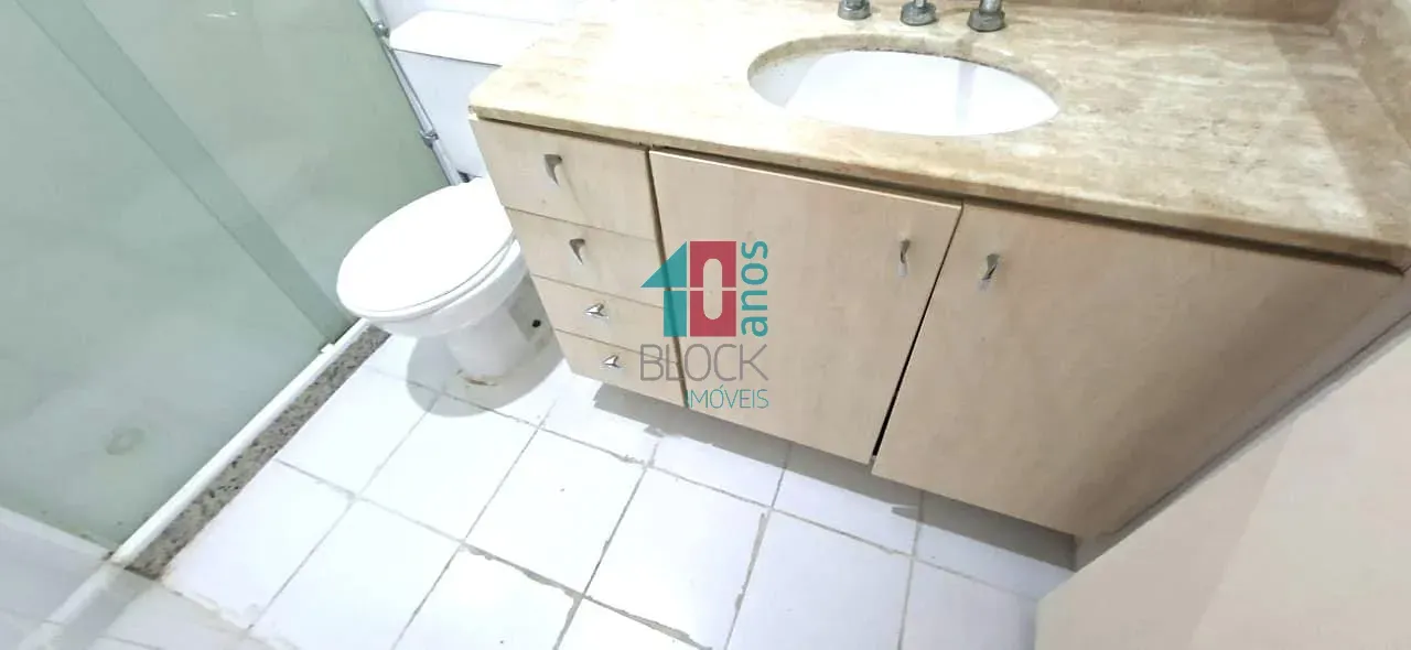 Unfurnished duplex apartment with 2 en-suite bedrooms — photo 32