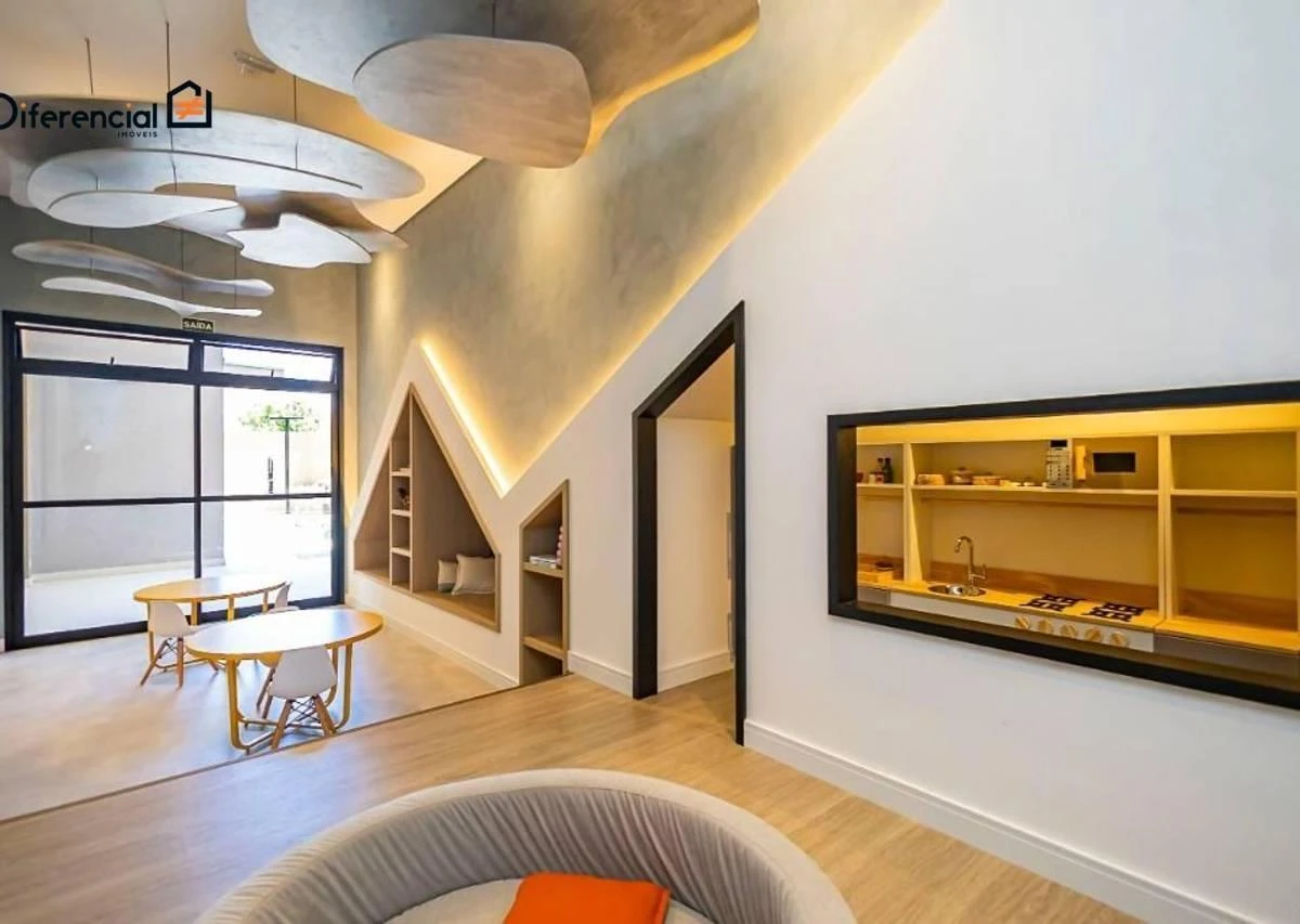 Furnished apartment, 93 m², with floor-to-ceiling windows — photo 47