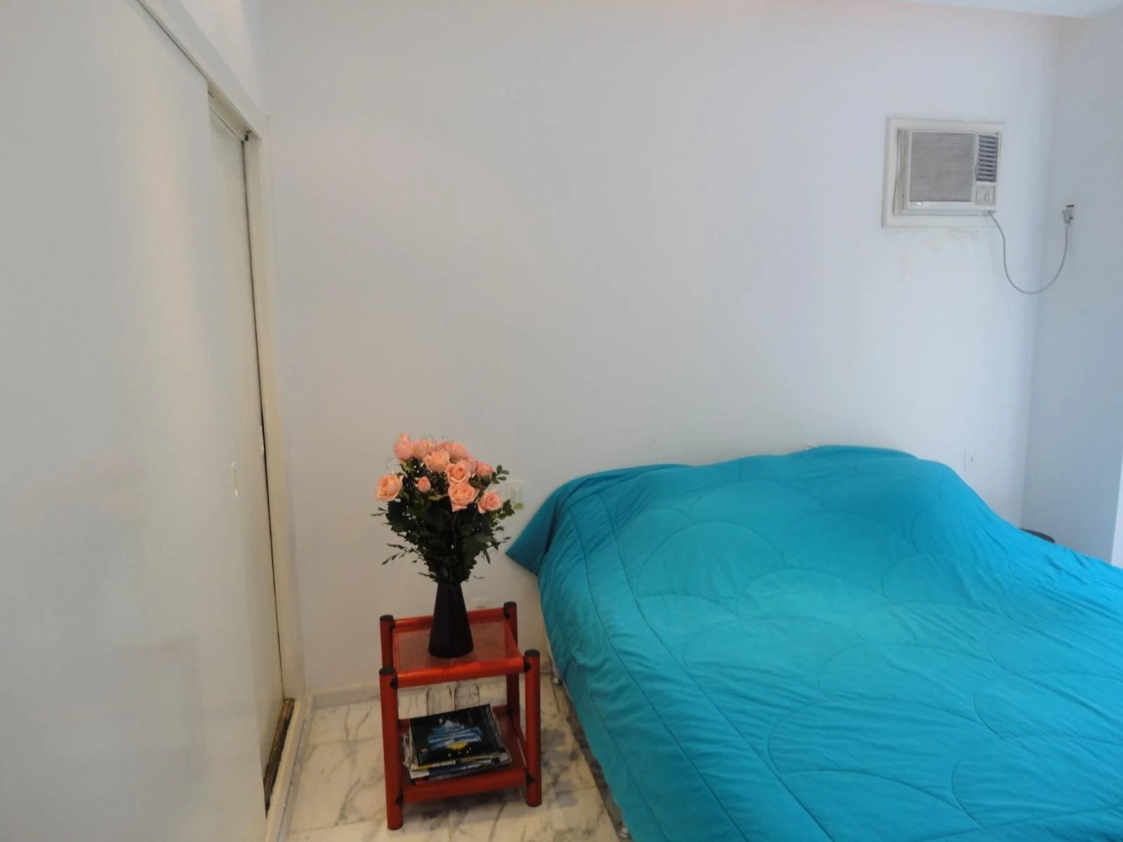 Apartamento mobiliado com 4 quartos e cozinha fechada — photo 39
