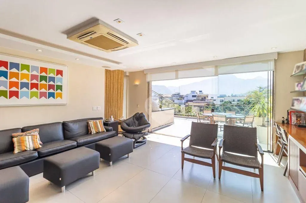 Furnished 574 m² apartment with 4 en-suite bedrooms — photo 31