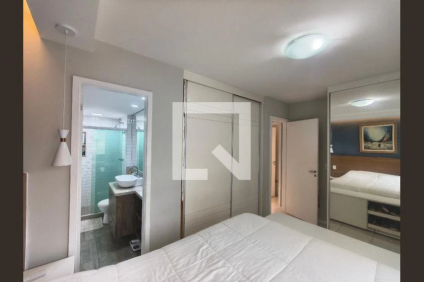 Furnished apartment, 103 m², with a glass-enclosed balcony — photo 21