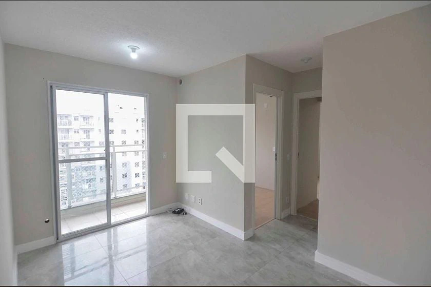 Apartamento de alquiler con 2 dormitorios y 50 m²