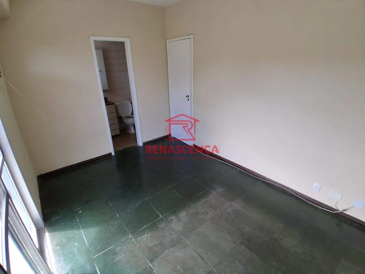 2-bedroom apartment with balcony and 1 parking spot — photo 15