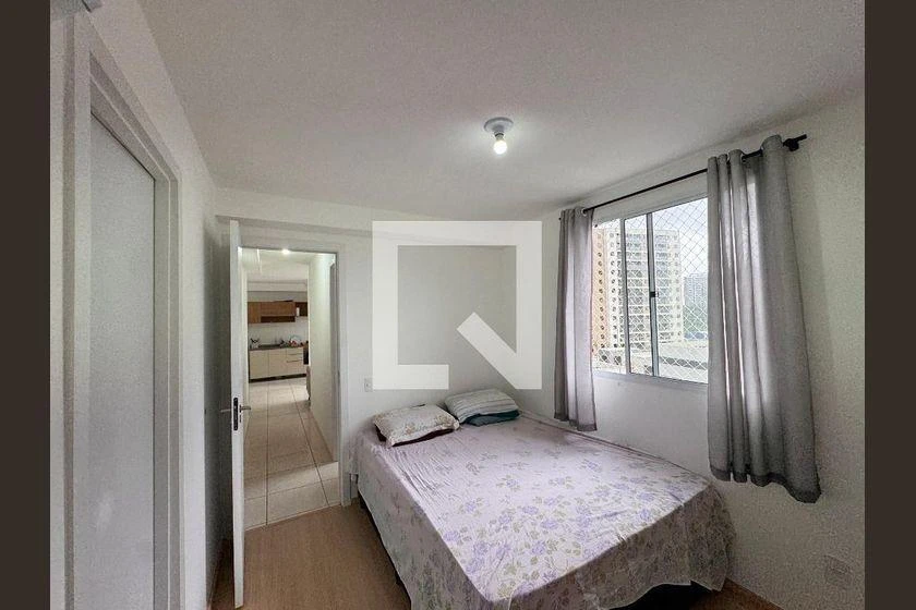 2-bedroom apartment in a building with a gym — photo 7