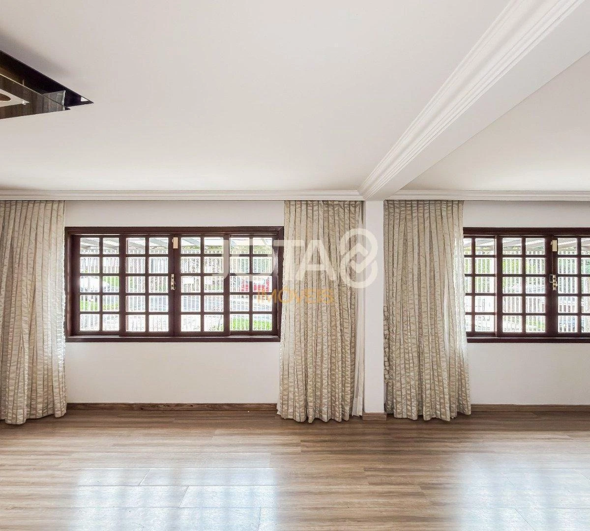 Ванна та 3 спальні: будинок 300 м² — photo 6