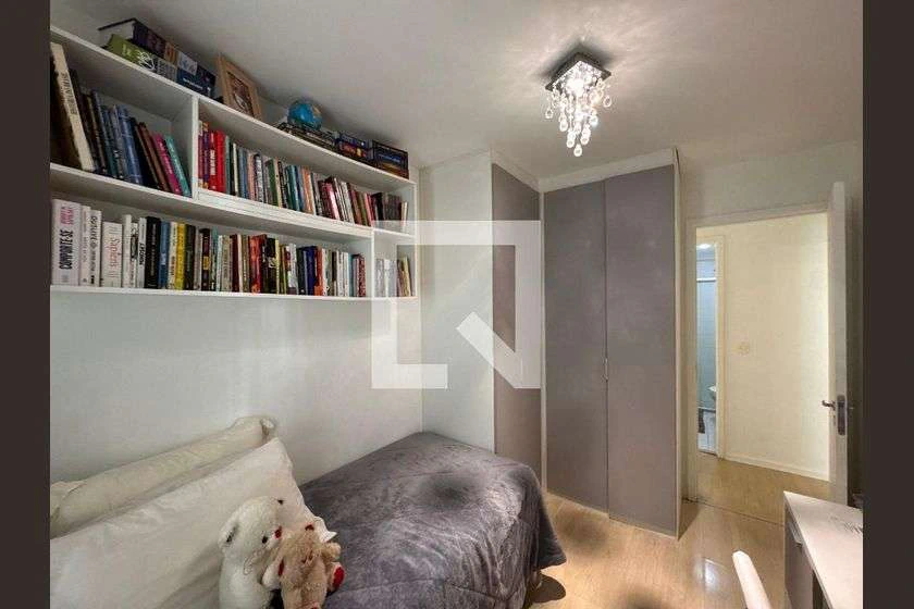 Rental apartment with 3 bedrooms, balcony 94 m² — photo 15