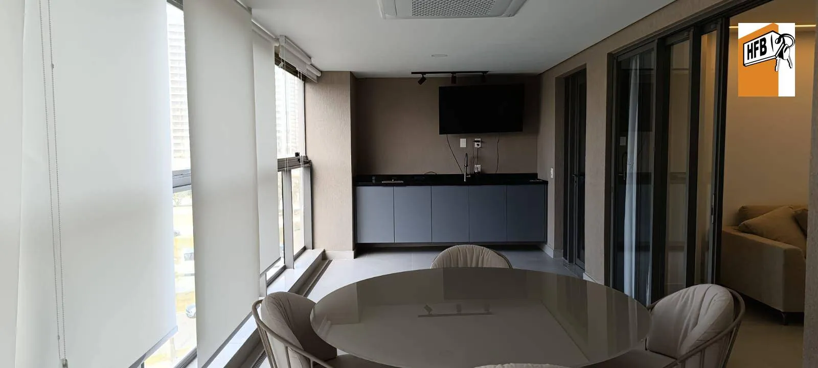 151 m² apartment with 3 bedrooms and 5 bathrooms — photo 7