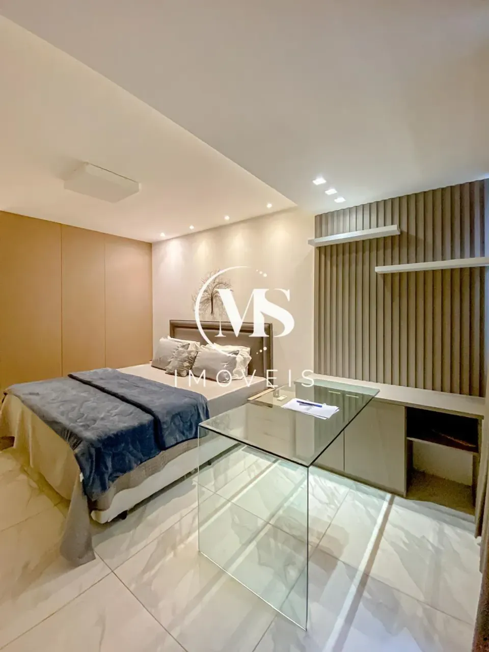 3-bedroom apartment with a water view in Rio de Janeiro — photo 15