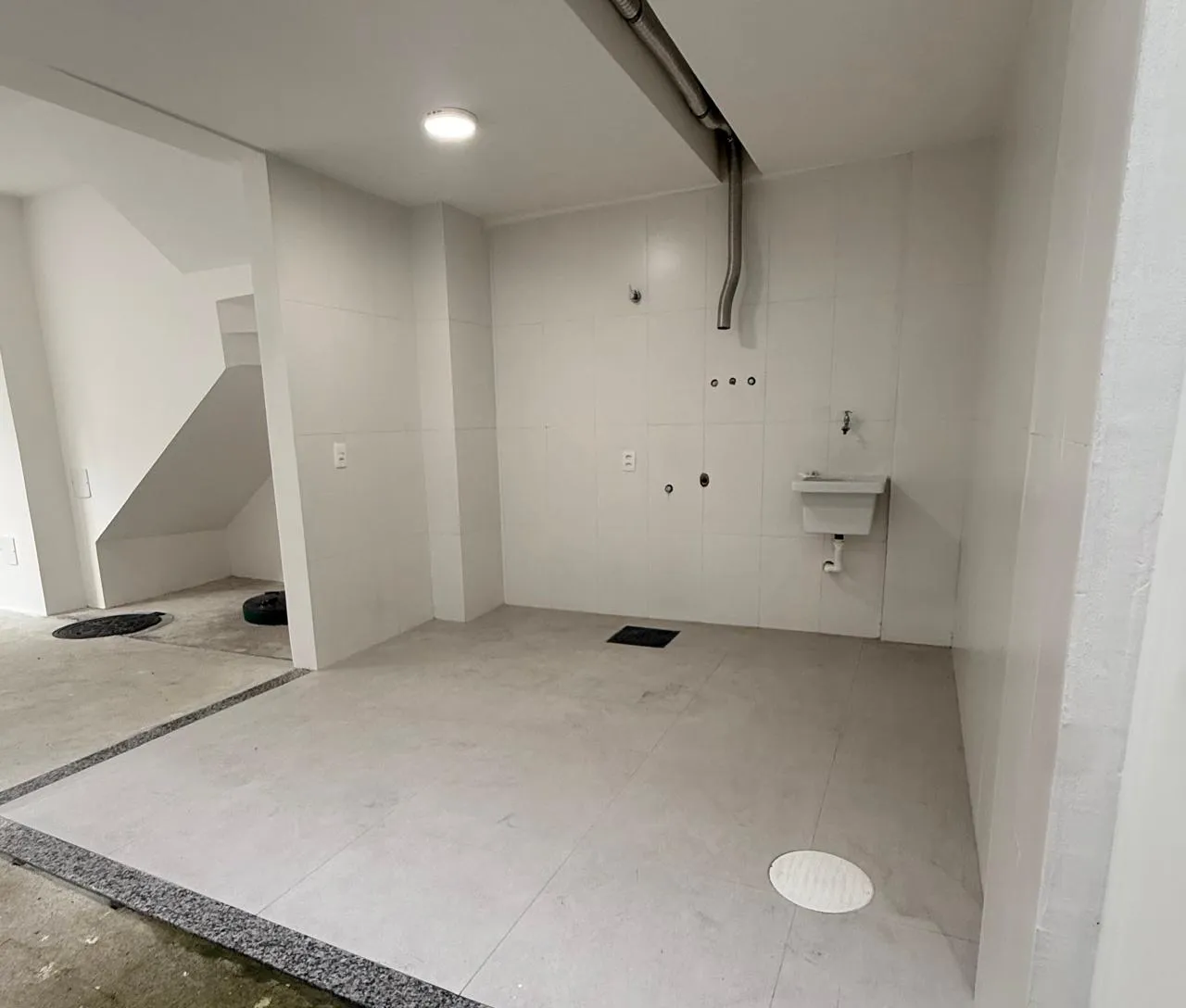 Condominium house with 2 bedrooms and 2 bathrooms — photo 7