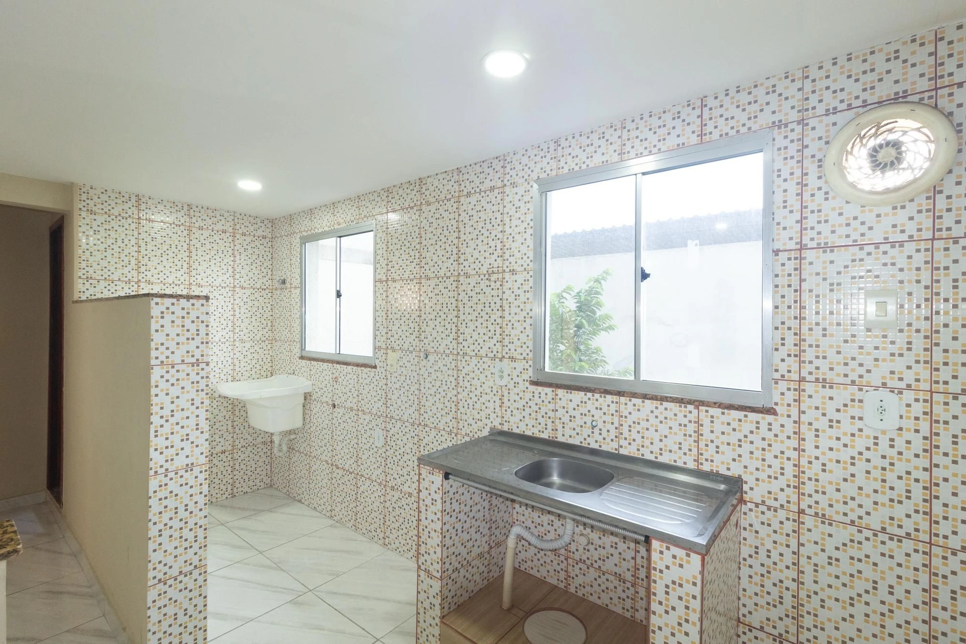 2-bedroom house, 65 m² — photo 3