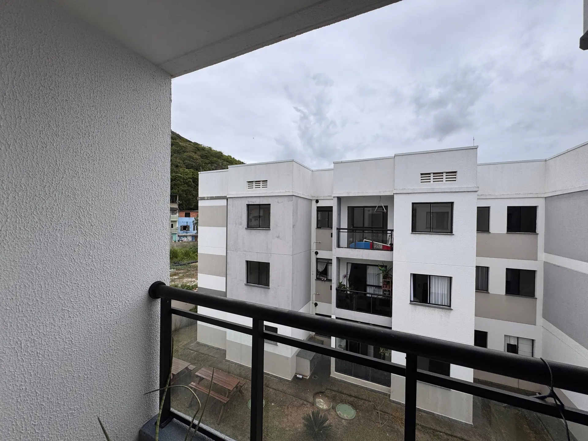 Furnished apartment, 49 m², with a mountain view — photo 37