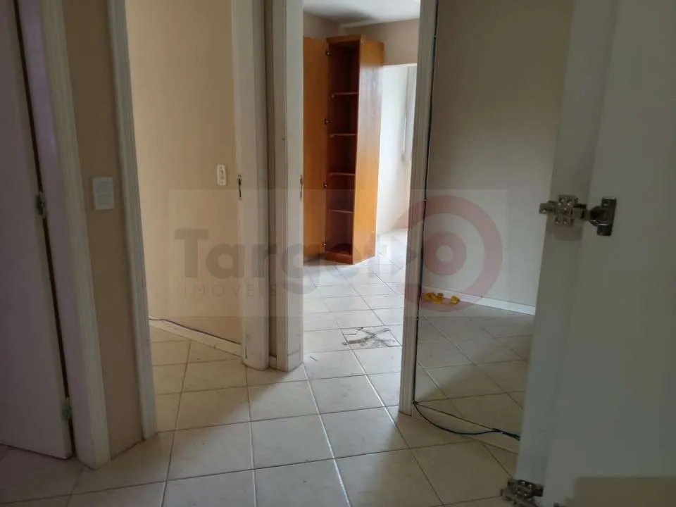 Home office in a 4-bedroom apartment, 230 m² — photo 52