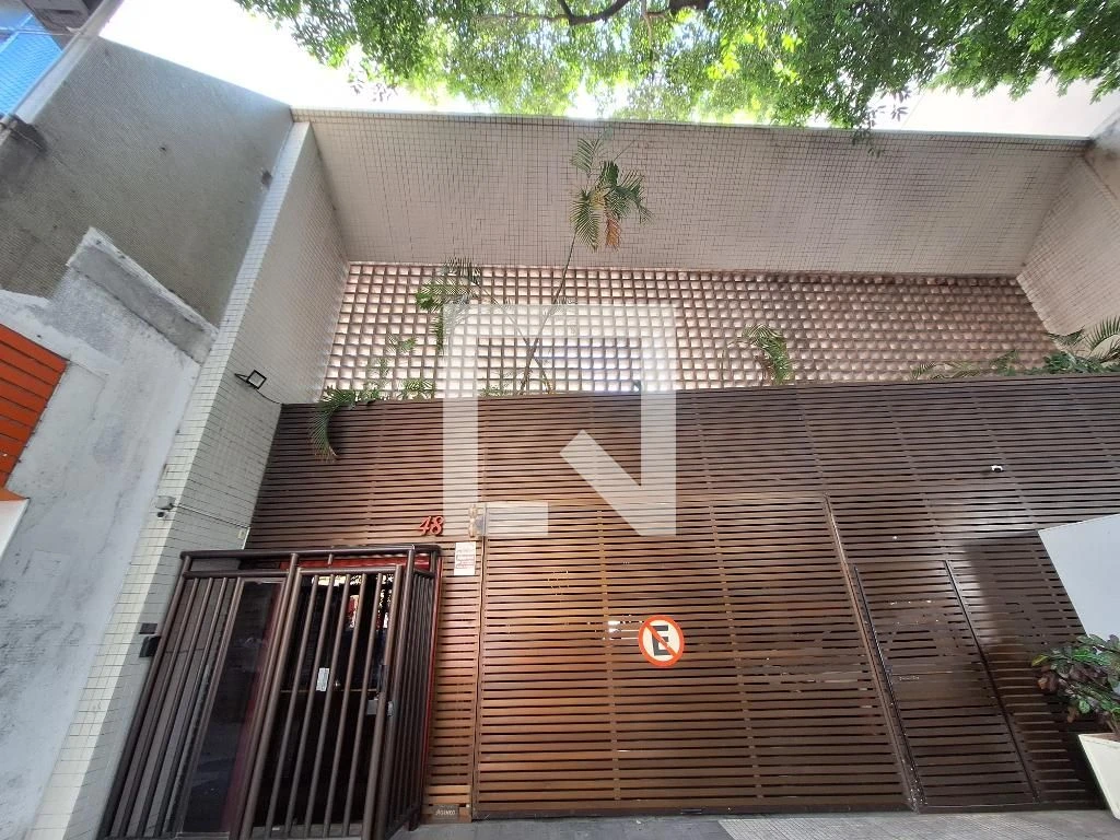Furnished 3-bedroom apartment with 3 bathrooms — photo 48