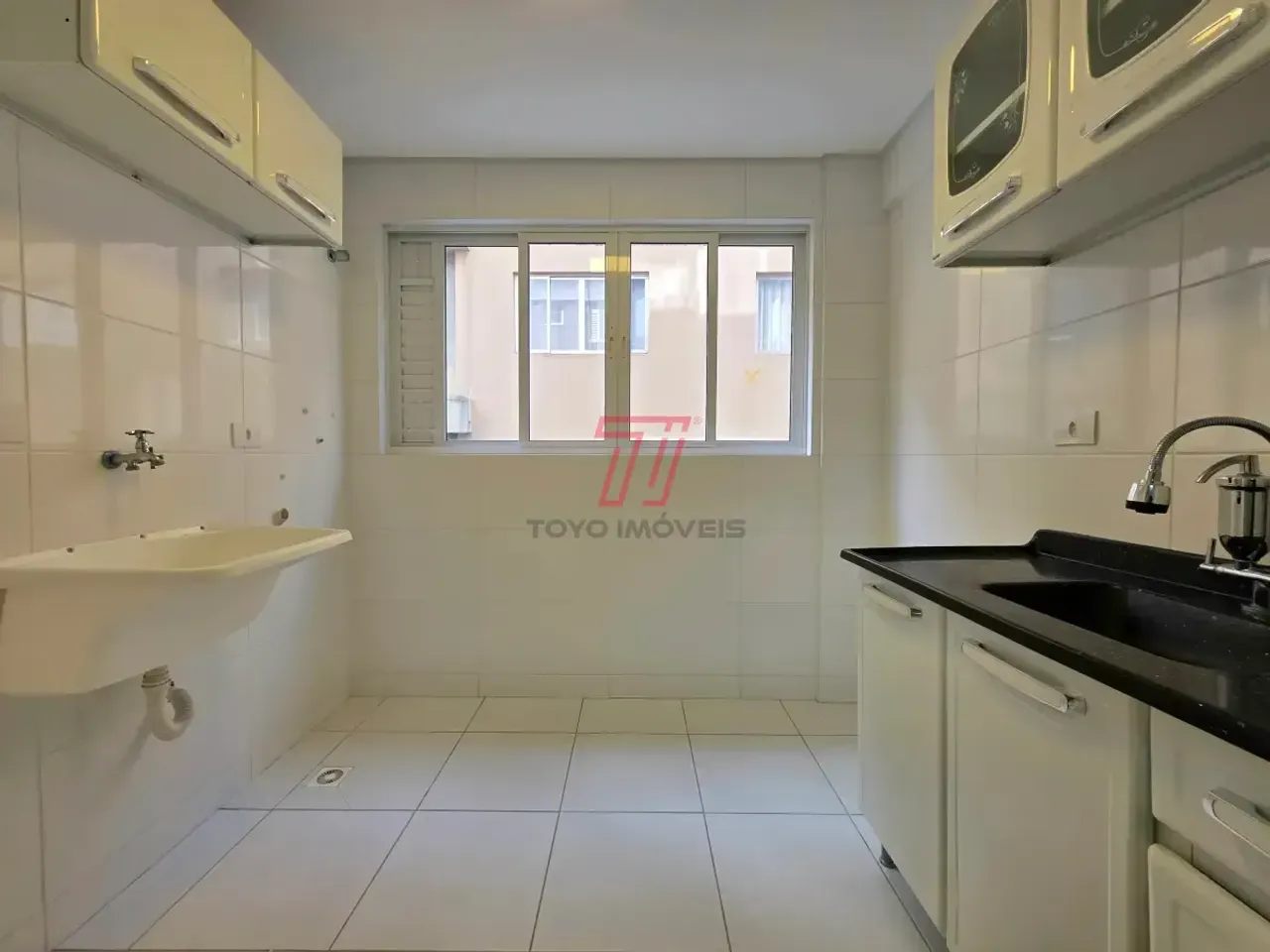 1-bedroom apartment with balcony, 52 m² — photo 17