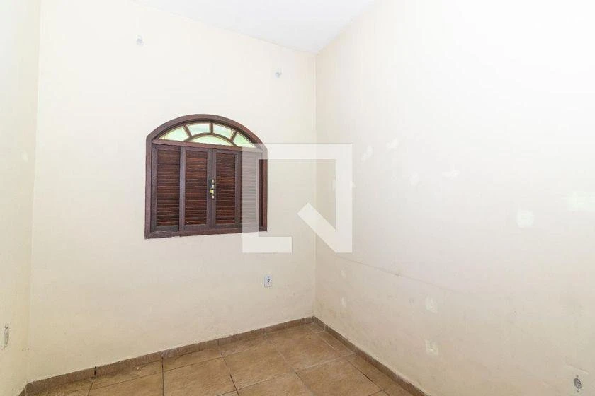 Rental house with balcony, 4 bedrooms and 120 m² — photo 32