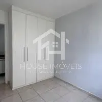 2-bedroom apartment in a building with a tennis court — photo 37