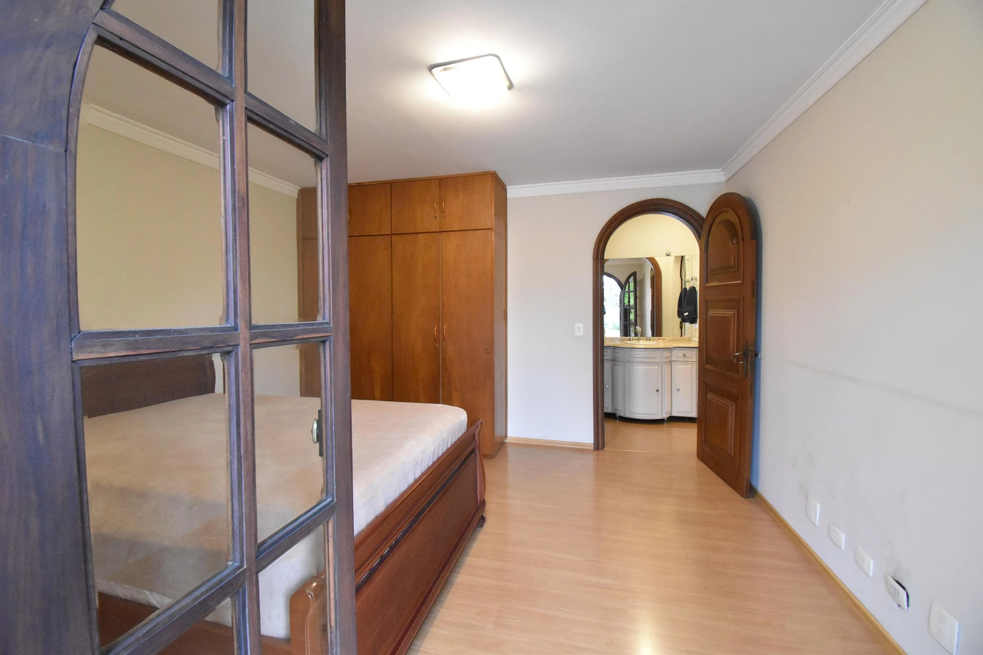 Casa mobiliada com 5 quartos e 3 suítes — photo 80