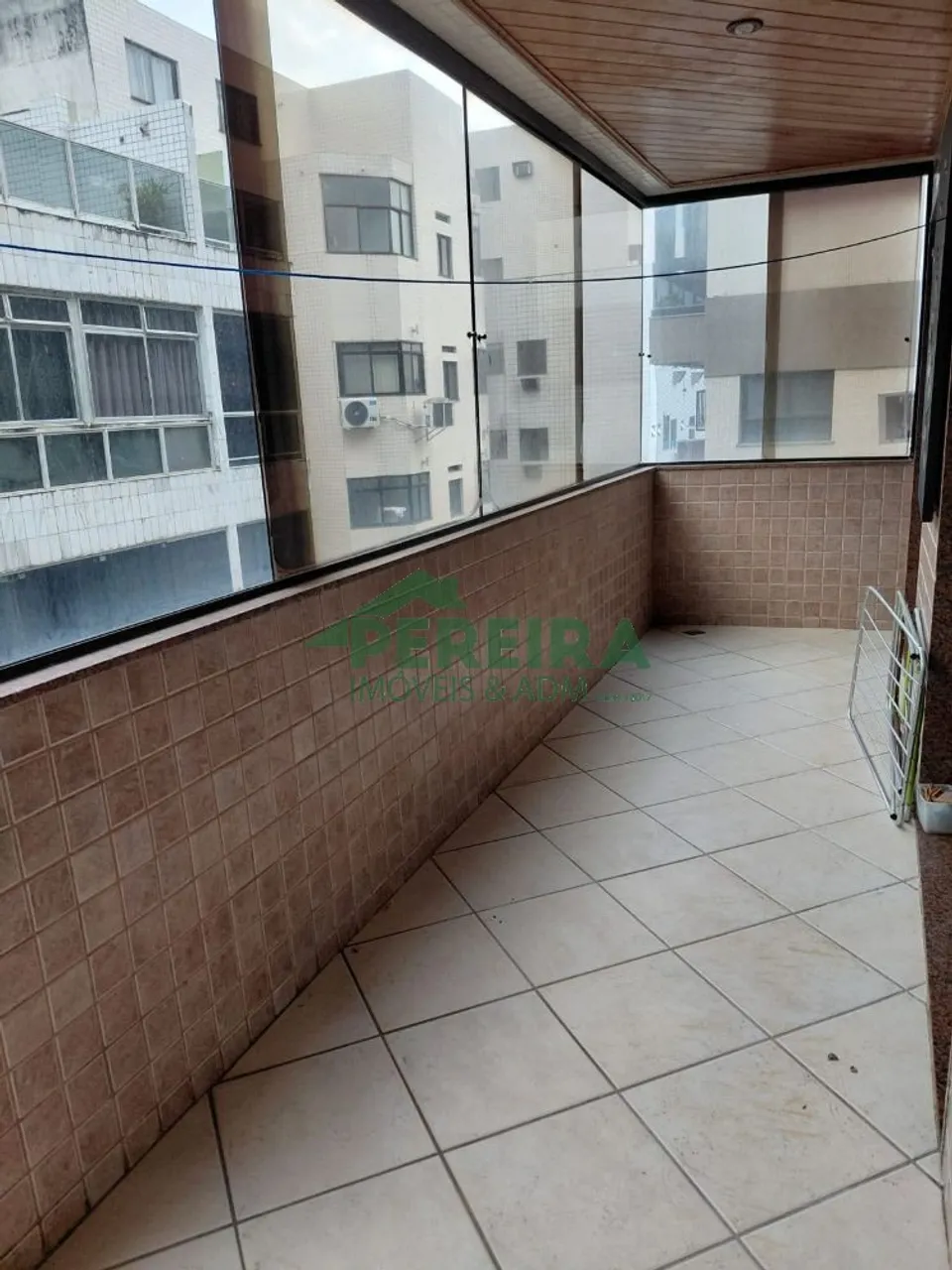 Furnished 3-bedroom apartment with a balcony — photo 3