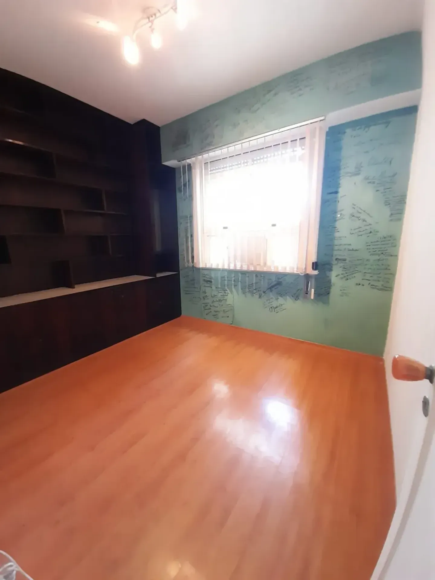 Rental apartment with 3 bedrooms and 2 suites — photo 36