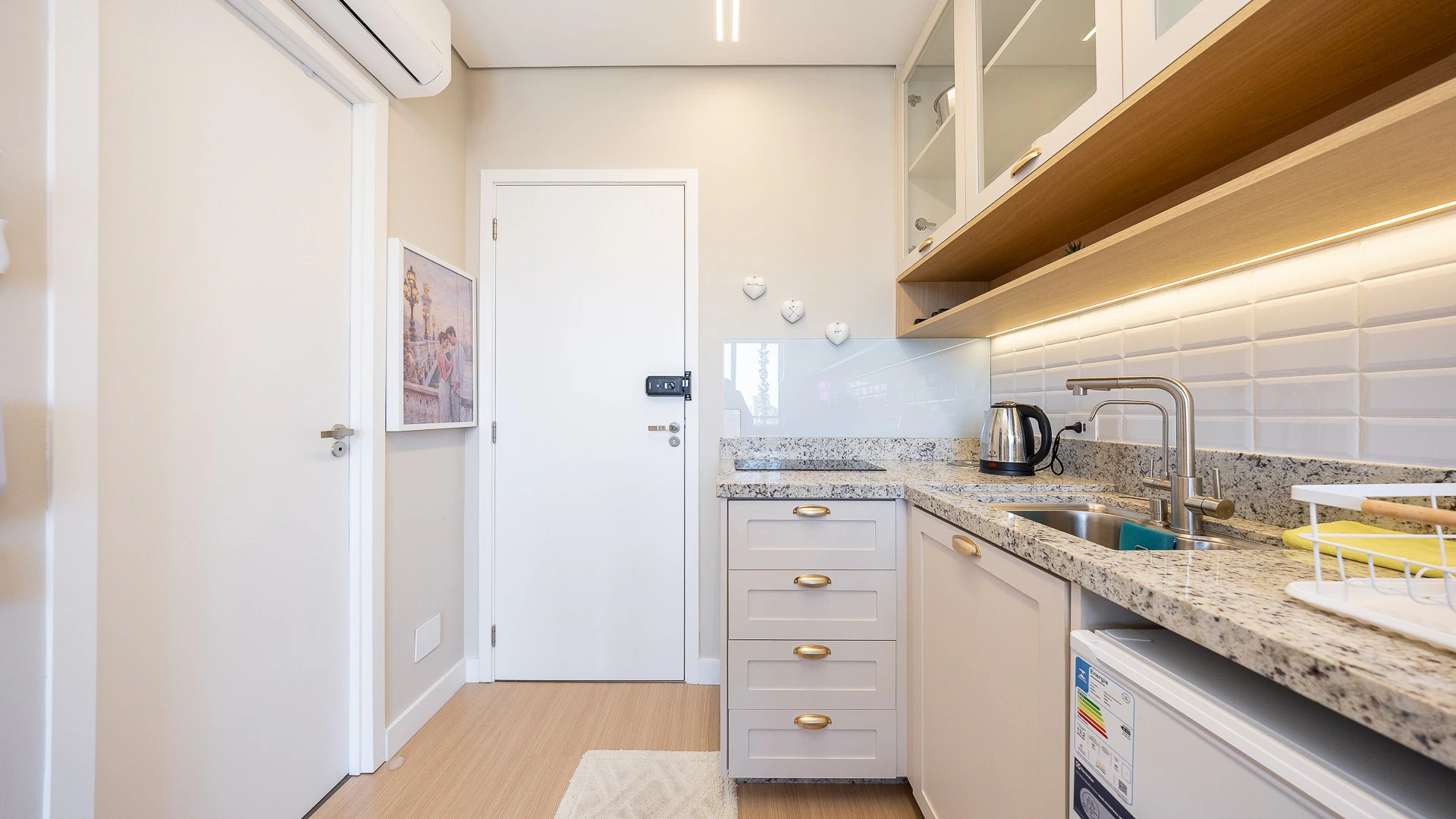 1-bedroom apartment with open-plan kitchen and 1 parking — photo 5