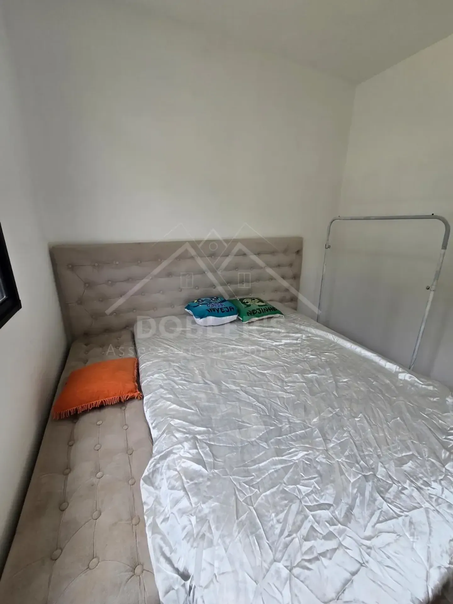 2-bedroom apartment with a mountain view — photo 26