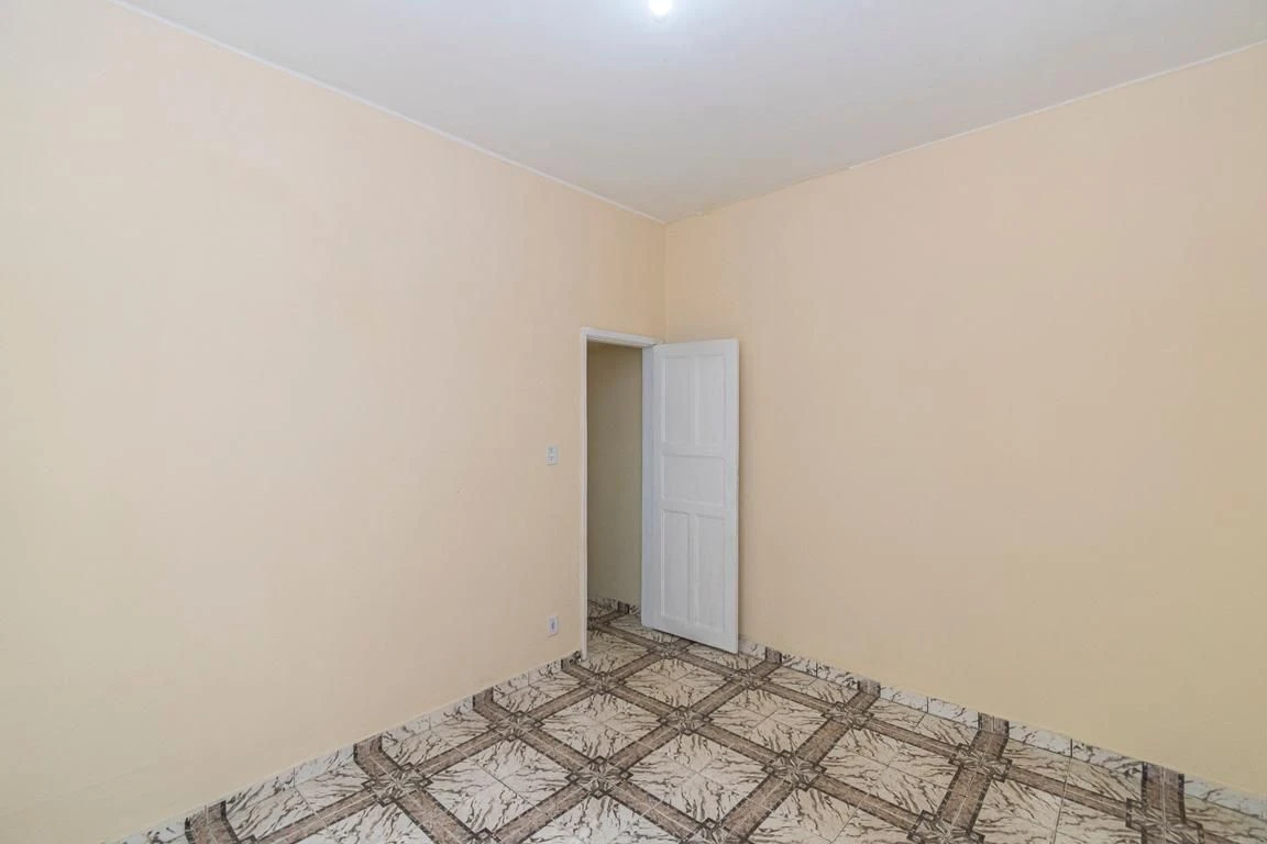 Apartamento sin amueblar con 1 dormitorio y zona de lavado — photo 17