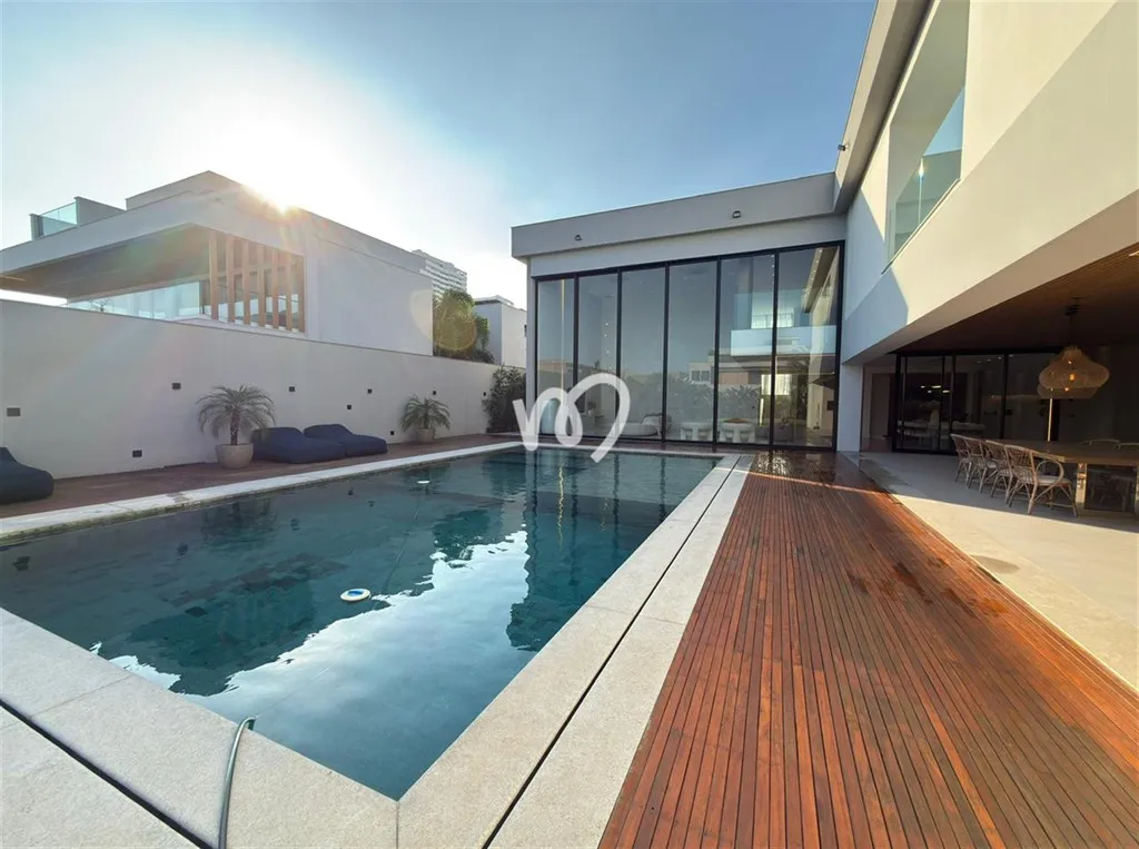 Duplex house with 5 bedrooms and 5 bathrooms — photo 3