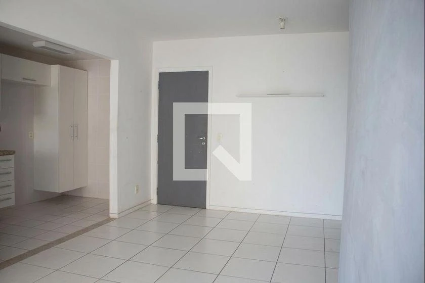 Glass-enclosed balcony in a 2-bedroom apartment, 69 m² — photo 24