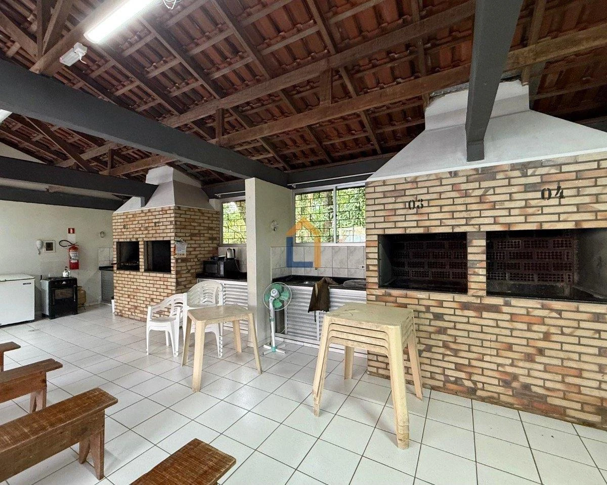 3-bedroom apartment with a washing machine in Curitiba — photo 23