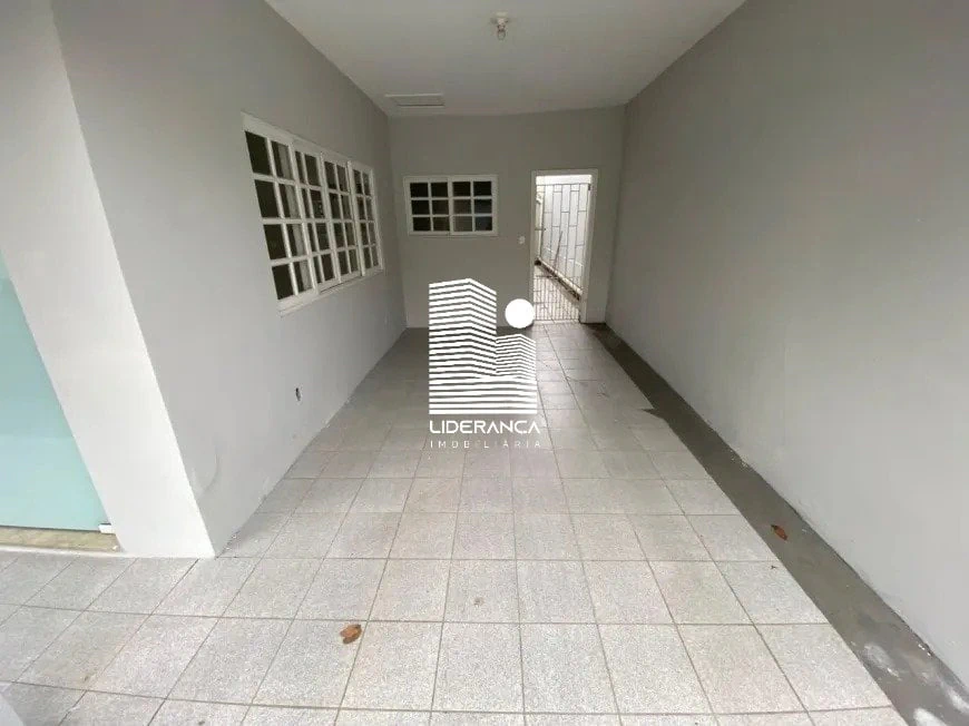 4-bedroom house with private garden and BBQ area — photo 27