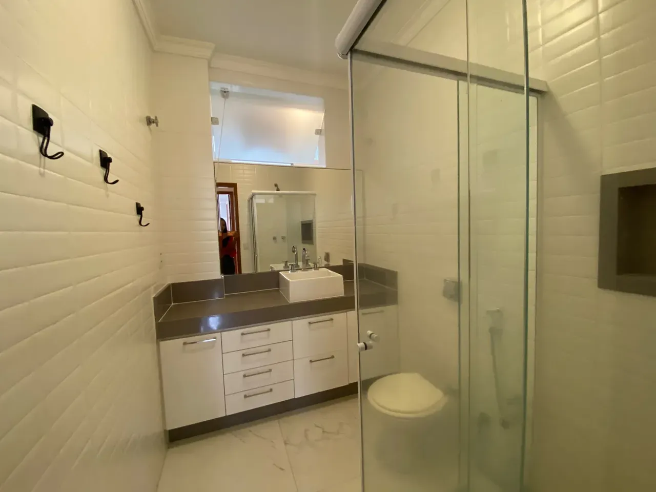 Apartment on the 7th floor with wood or laminate floors — photo 25