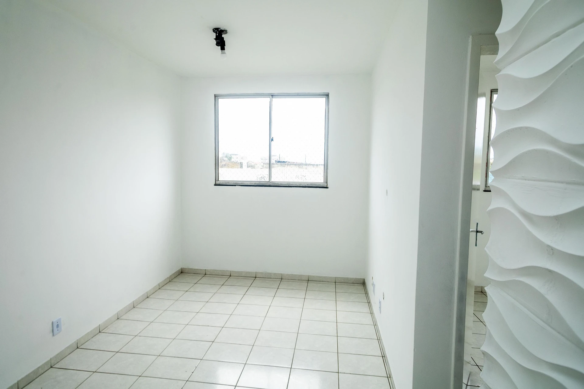 2-bedroom apartment with private garden and 1 parking spot — photo 3