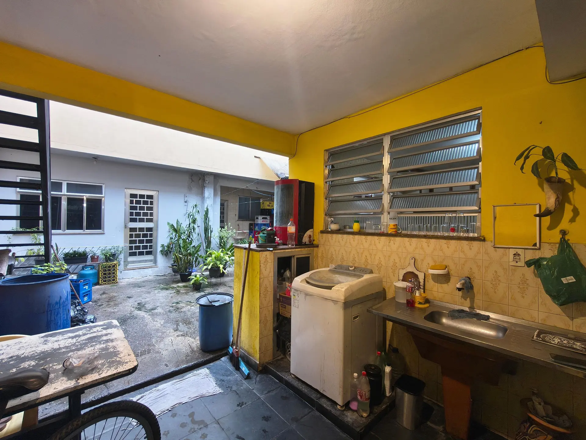 Furnished house with 5 bedrooms and 5 bathrooms — photo 44