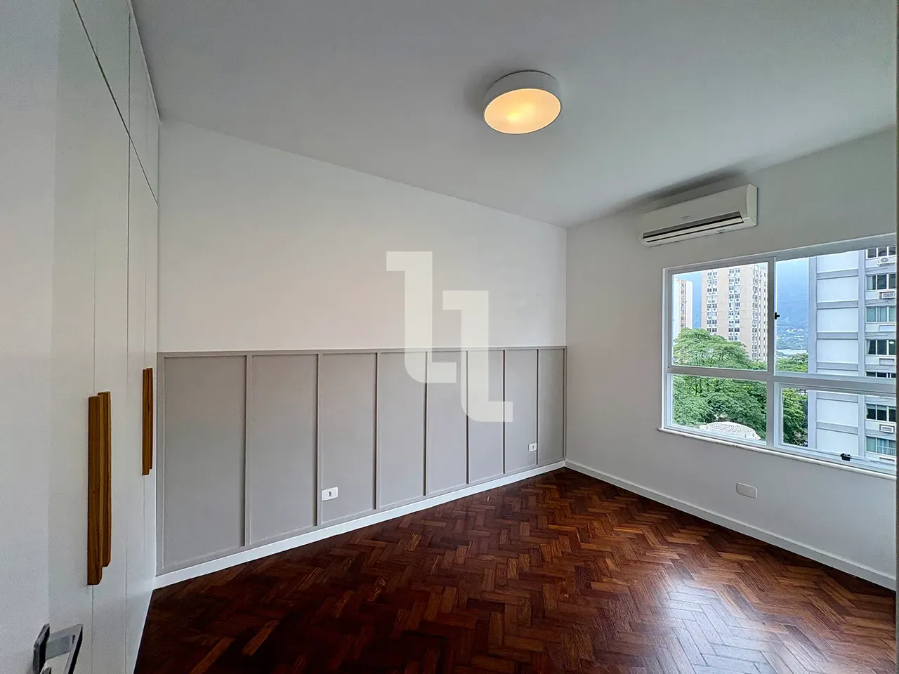 Mountain view in a 3-bedroom apartment, 110 m²