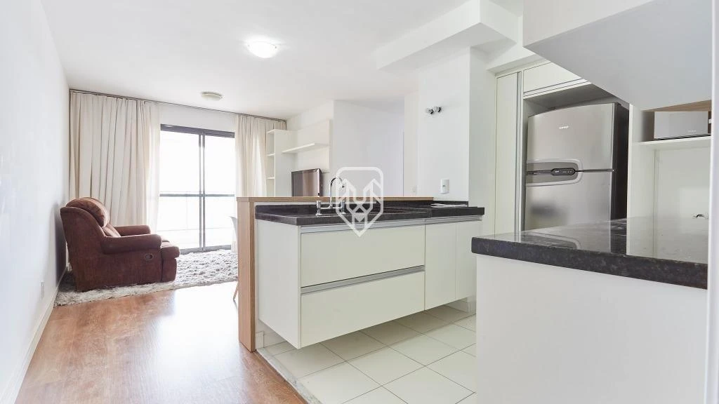 2-bedroom apartment with a washing machine