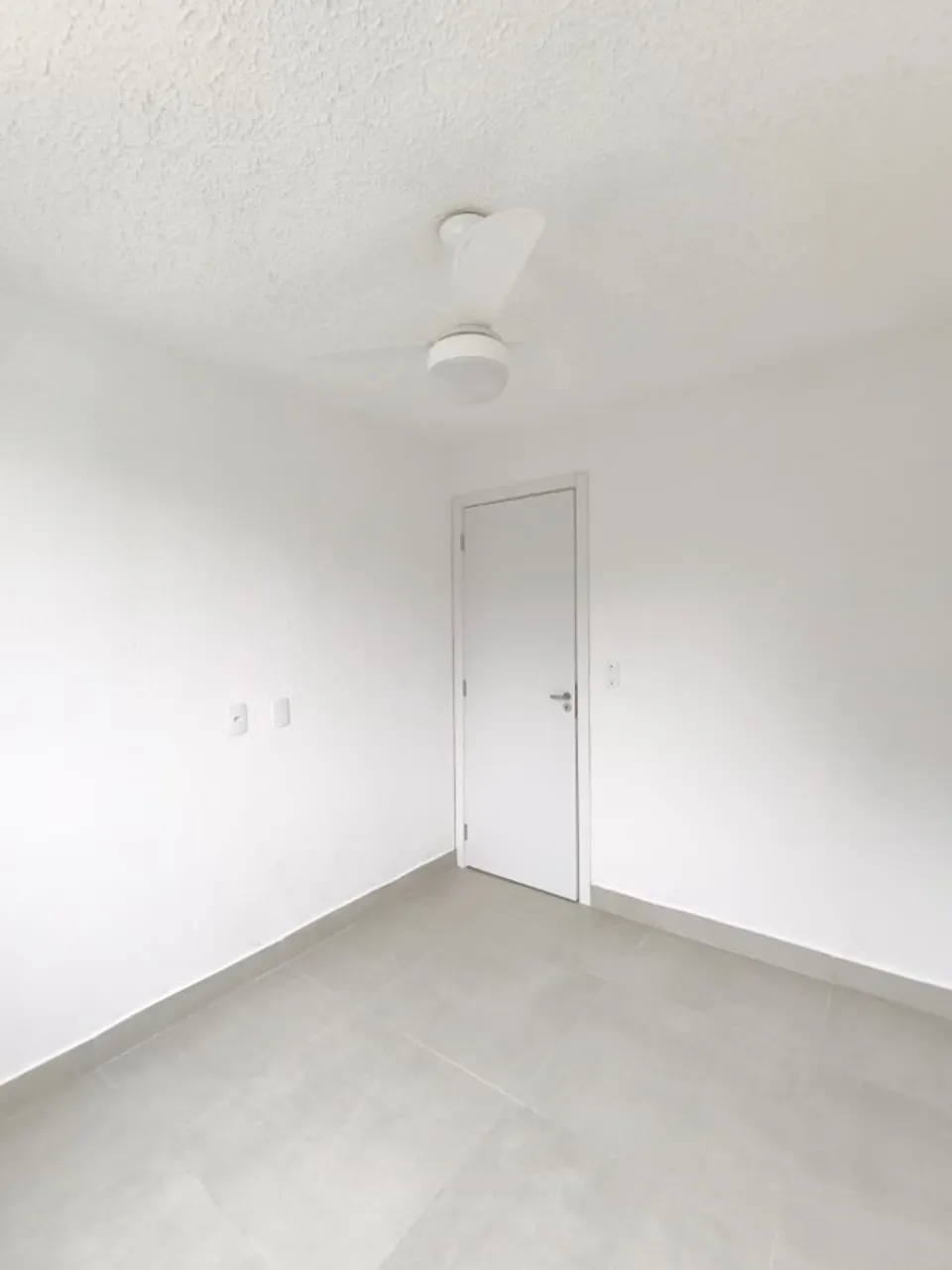 2-bedroom apartment in a building with a pool — photo 10