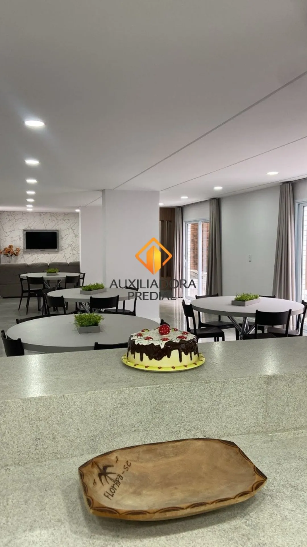 Furnished 2-bedroom apartment with a balcony — photo 45