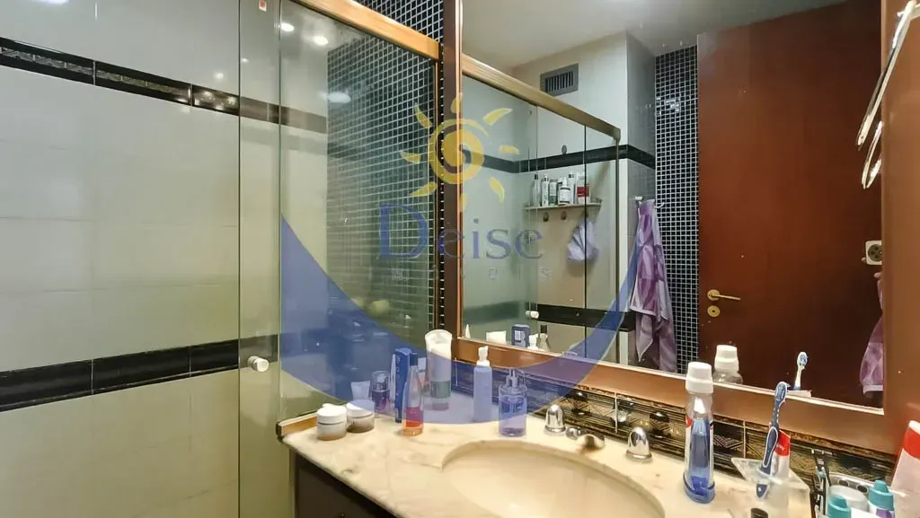 Furnished apartment, 80 m², with wood or laminate floors — photo 17