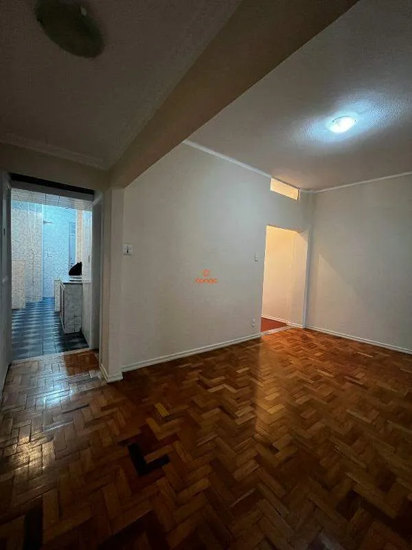 2-bedroom apartment with wood or laminate floors — photo 18