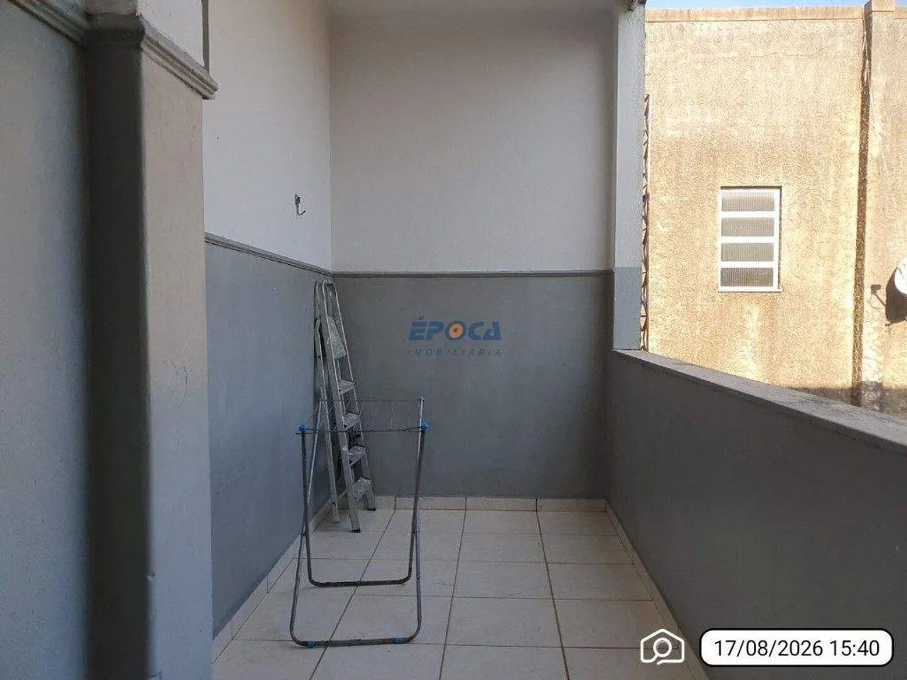 2-bedroom apartment with a balcony — photo 5