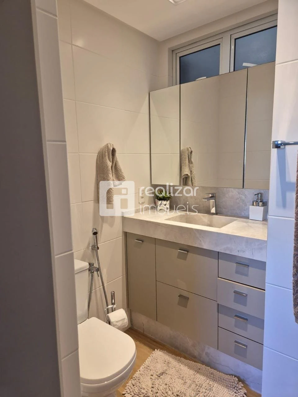Private pool in a 4-bedroom apartment, 168 m² — photo 17