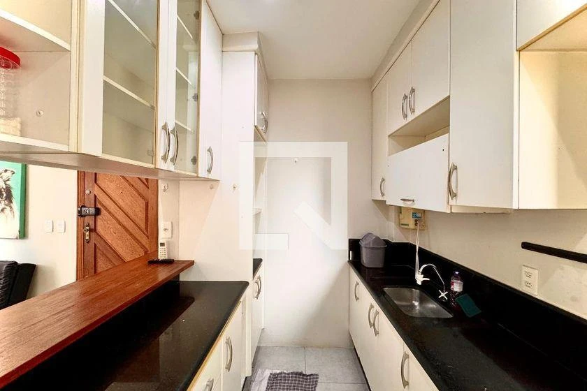 Furnished apartment, 42 m², with a home office — photo 3