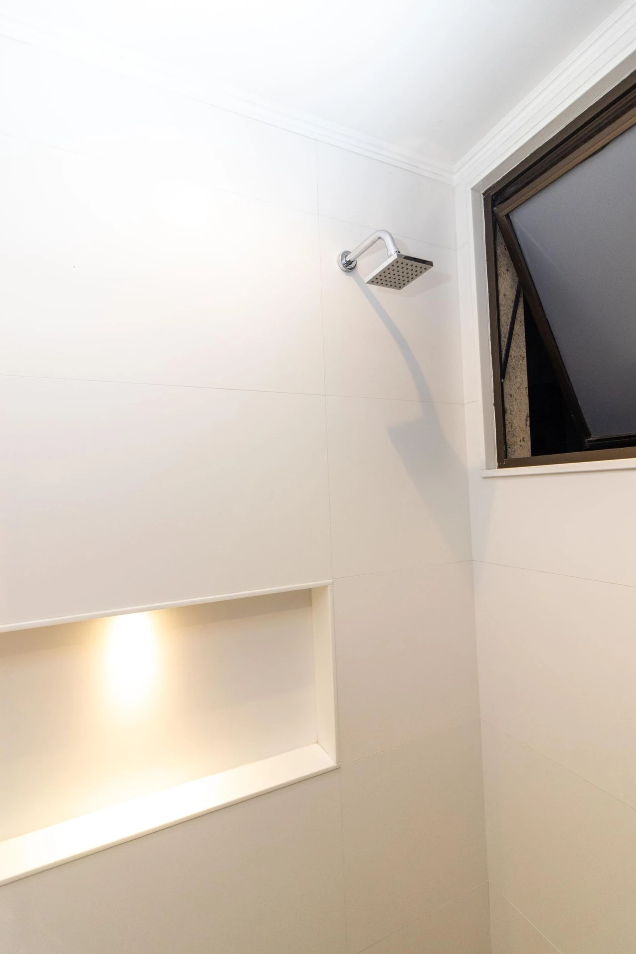 4-bedroom apartment with 2 en-suite bathrooms and garden — photo 49