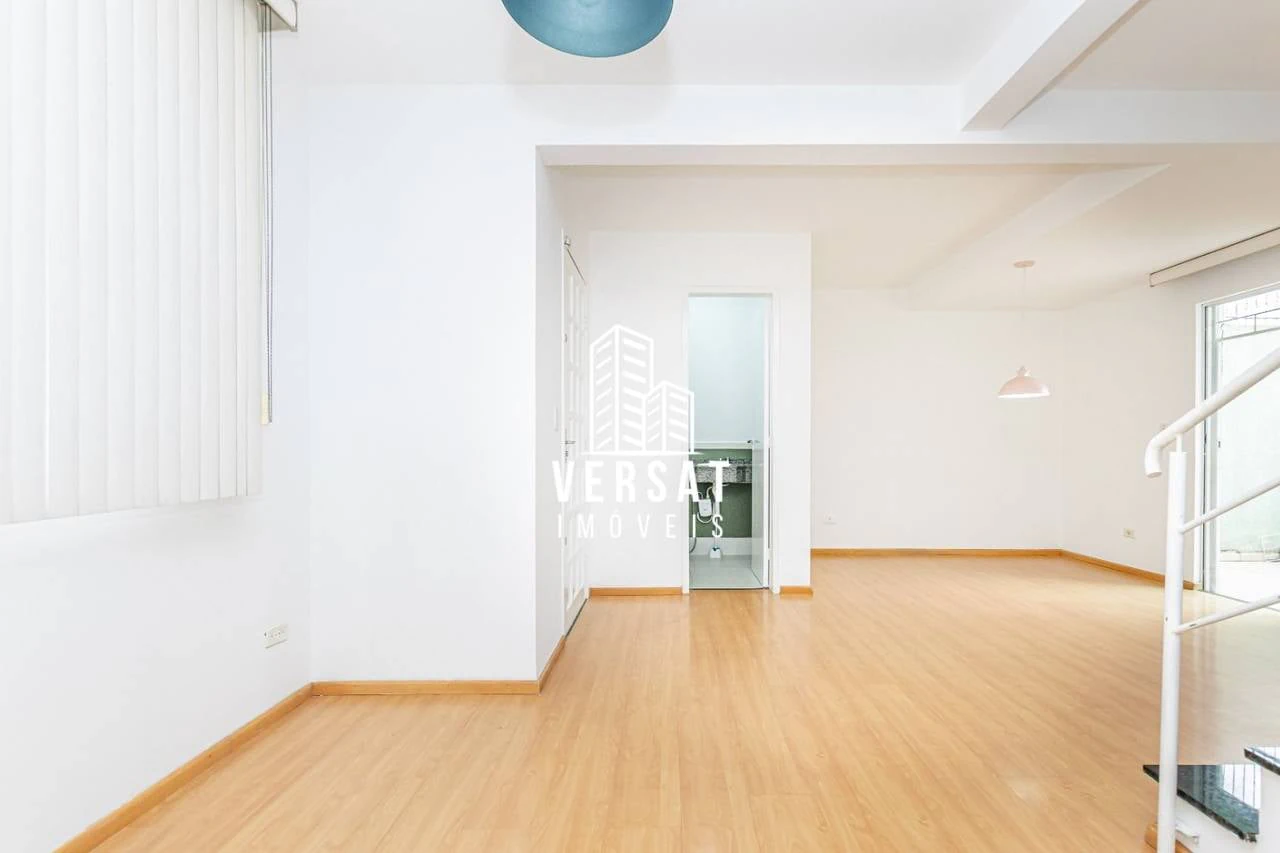 Деревянный пол или ламинат и 3 спальни: дом 82 м² — photo 16